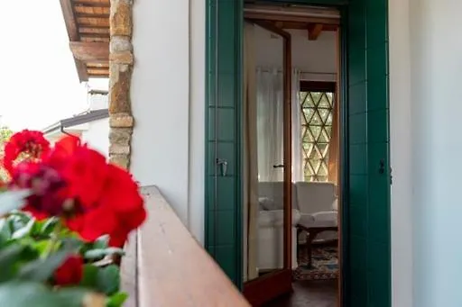 Bed & Breakfast Borgo Margherita - E Affitta 4*